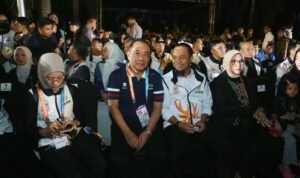 a2096386-90b1-4a78-b4f5-573b428696f2