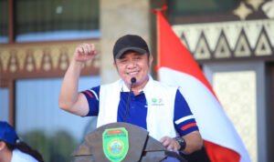 gubernur-sumsel-herman-deru-saat-melepas-kontingen-ke-fornas-bgfo